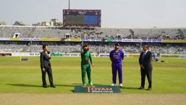 ভারতের বিপক্ষে টস জিতে ফিল্ডিংয়ে বাংলাদেশ