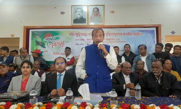 মুক্তিযোদ্ধাদের মর্যাদার আসনে প্রতিষ্ঠিত করেছেন শেখ হাসিনা : সমাজকল্যাণ মন্ত্রী