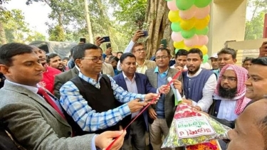 স্মার্ট বাংলাদেশ গড়তে কাজ করছে সরকার : এনামুল হক শামীম