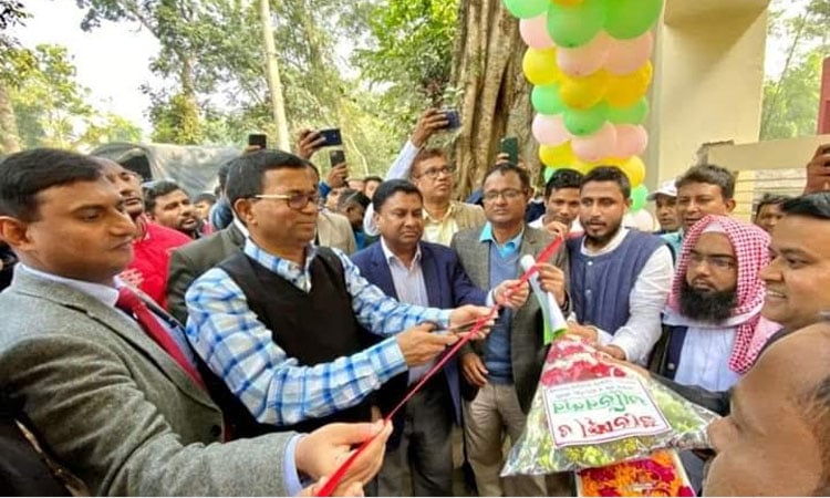 স্মার্ট বাংলাদেশ গড়তে কাজ করছে সরকার : এনামুল হক শামীম