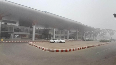 ঘন কুয়াশায় সৈয়দপুরে বিমান ওঠানামা বন্ধ