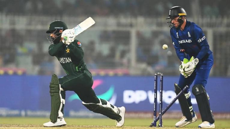 বড় হারে বিশ্বকাপ শেষ করল পাকিস্তান