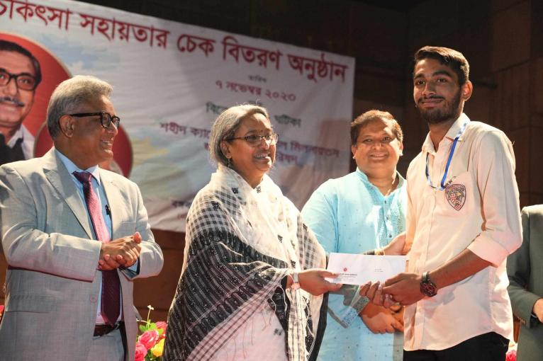 সরকার শিক্ষার সকল পর্যায়ে খেলাধুলাকে গুরুত্ব দিচ্ছে : শিক্ষামন্ত্রী