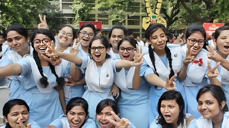 এইচএসসিতে সরকারি বৃত্তি পাবেন সাড়ে ১০ হাজার শিক্ষার্থী, কোন বোর্ডে কত?