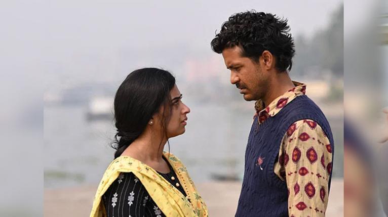 রাজ-বুবলীর ৫৬ সেকেন্ডের ‘রহস্যময়’ ভিডিও!