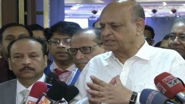 রাজউক ও গণপূর্ত মন্ত্রণালয়কে সতর্ক করলেন স্বাস্থ্যমন্ত্রী