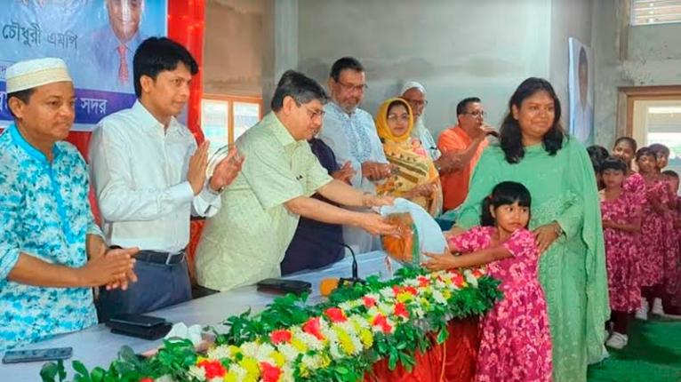 জাতির পিতার মতো শেখ হাসিনাও গরিব মানুষের দরদী - গণপূর্তমন্ত্রী