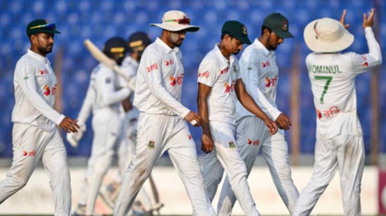 ঘরের মাটিতে শ্রীলঙ্কার বিপক্ষে হোয়াইটওয়াশ বাংলাদেশ