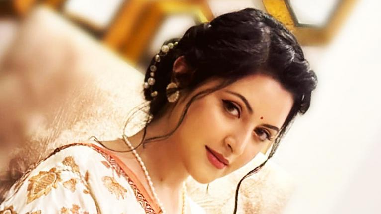 শত্রুতা প্রসঙ্গে ‘মুনমুনের উপদেশ’ নিলেন পরীমণি!