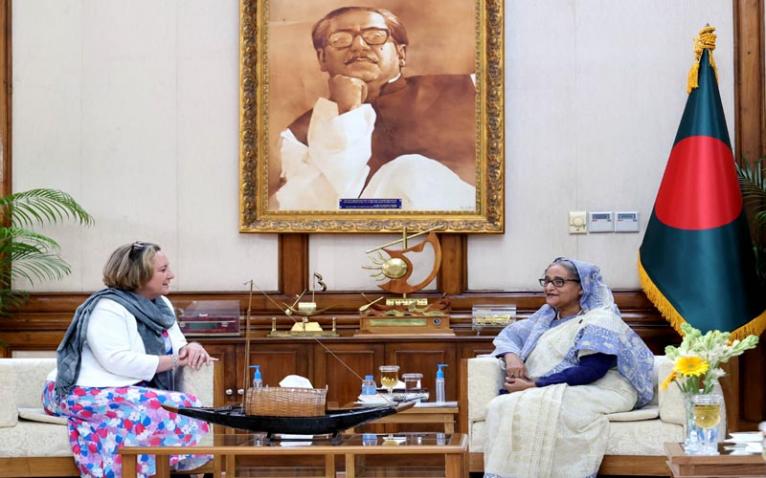 রোহিঙ্গা প্রত্যাবাসনে যুক্তরাজ্যের সহায়তা চেয়েছেন প্রধানমন্ত্রী