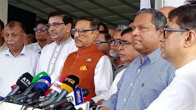 আওয়ামী লীগের রাজনীতি দেশের মানুষের জন্য : ওবায়দুল কাদের