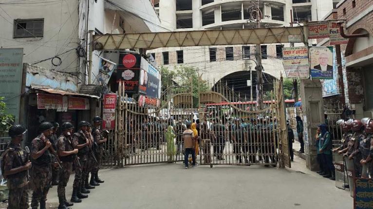 নিম্ন আদালতে নিরাপত্তা জোরদার, বিজিবি মোতায়েন