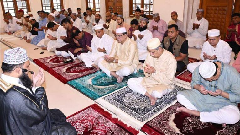 পবিত্র ঈদে মিলাদুন্নবী উপলক্ষে বঙ্গভবনে দোয়া ও মিলাদ
