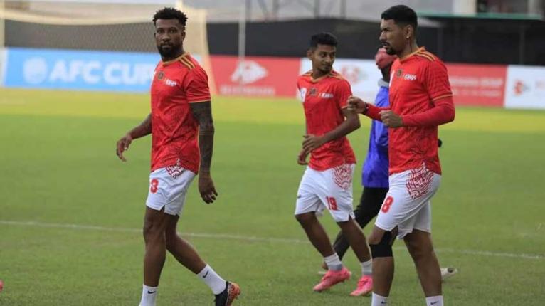 ইস্ট বেঙ্গলের কাছে বড় হারে বিদায় বসুন্ধরা কিংসের