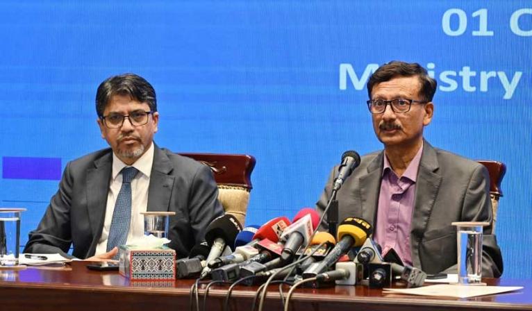 মালয়েশিয়ার প্রধানমন্ত্রী আনোয়ার ইব্রাহিম বাংলাদেশ আসছেন শুক্রবার