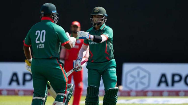 ১৮ রানের জয়ে সেমিফাইনালে বাংলাদেশ
