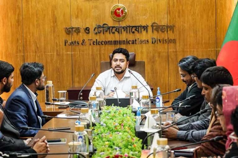 তথ্যপ্রযুক্তির যুগে গুজব প্রতিরোধ বড় চ্যালেঞ্জ: উপদেষ্টা নাহিদ