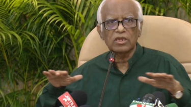 বিদেশে আর পাঠ্যপুস্তক ছাপানো হবে না: শিক্ষা উপদেষ্টা