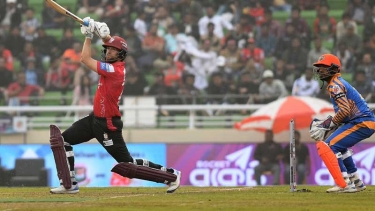খুলনাকে হারিয়ে টানা পঞ্চম জয় বরিশালের