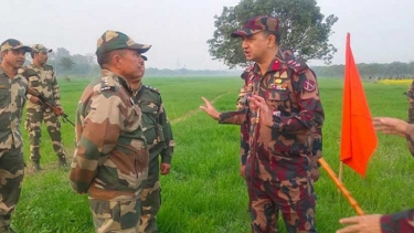 বাংলাদেশ-ভারত সীমান্তে বেড়া নির্মাণ বন্ধ রাখার সিদ্ধান্ত বিএসএফের