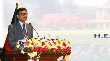 পররাষ্ট্র উপদেষ্টার চীন সফরের লক্ষ্য ঢাকা-বেইজিং সম্পর্কের ক্ষেত্রে নতুন মাত্রা যোগ করা