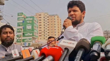 আ.লীগকে নির্বাচনে অংশ নিতে দেওয়া হবে না: মাহফুজ আলম