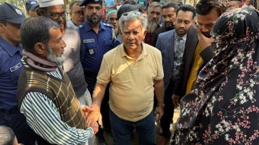 শহিদ রিয়াজের নামে হিজলায় পন্টুন উদ্বোধন করেছেন নৌ উপদেষ্টা