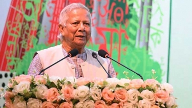 একুশ মানে মাথা নত না করার দৃঢ় প্রত্যয় : প্রধান উপদেষ্টা