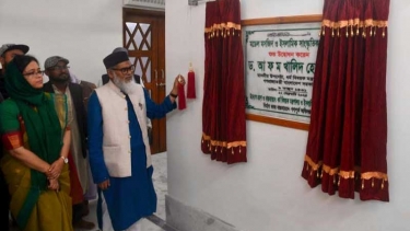 সরকার বিশ্বে বাংলাদেশকে সাম্প্রদায়িক সম্প্রীতির মডেল হিসেবে উপস্থাপন করতে চায় - ধর্ম উপদেষ্টা