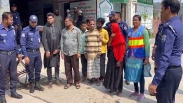 সিদ্ধিরগঞ্জে অটো চালককে হত্যা করে লাশ গুমের ঘটনায় নারীসহ ৭জন গ্রেপ্তার