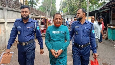 বন্দরে যৌথ বাহিনীর বিশেষ অভিযানে আওয়ামী লীগ কর্মী গ্রেপ্তার