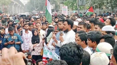 শরীরে একবিন্দু রক্ত থাকতে আ. লীগকে রাজনীতি করতে দেওয়া হবে না : আখতার হোসেন