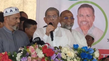 জনগণকে আবারও ভোটাধিকার থেকে বঞ্চিত করার ষড়যন্ত্র হচ্ছে: মির্জা ফখরুল