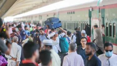 ৩ এপ্রিল সাধারণ ছুটি সহ ঈদে টানা ৯ দিনের সরকারি ছুটি