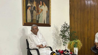 ভালো আছেন বেগম খালেদা জিয়া, লন্ডনে পরিবারের সাথে ঈদ করছেন : মির্জা ফখরুল