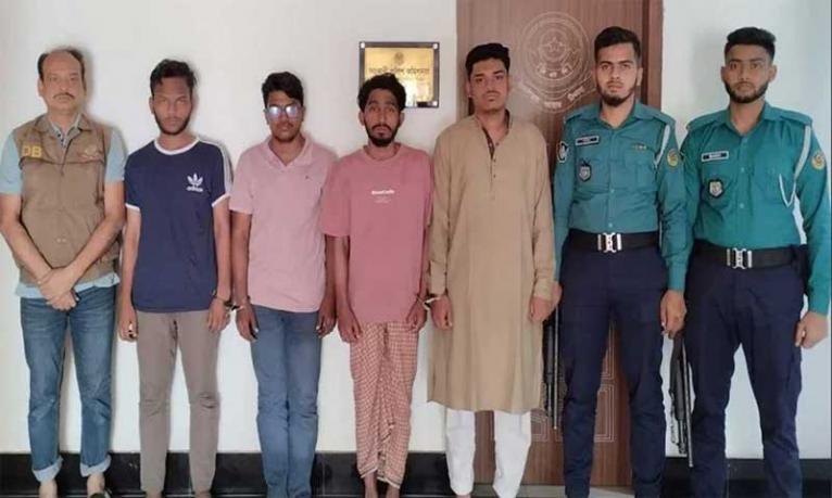 চট্টগ্রামে চাকরিজীবীকে অপহরণ করে মুক্তিপণ আদায়, গ্রেফতার ৪