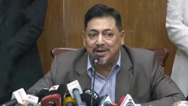 জরুরি অবস্থা জারির প্রসঙ্গে যা বললেন স্বরাষ্ট্রের সিনিয়র সচিব