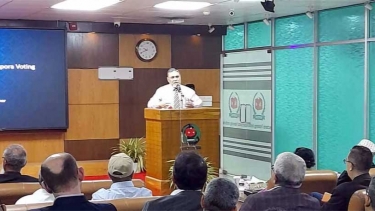 বিশেষজ্ঞদের পরামর্শে দ্রুত চূড়ান্ত হবে প্রবাসীদের ভোট পদ্ধতি: সিইসি