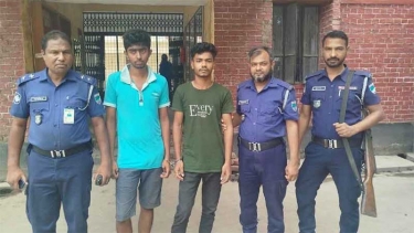 বাগেরহাটে বিক্রয়কর্মীকে ধর্ষণ করে ভিডিও ধারণ, গ্রেফতার ৩