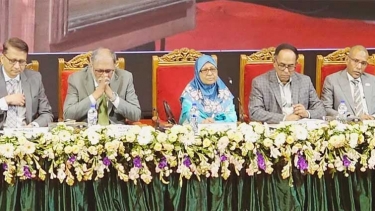 মাতৃ ও শিশু স্বাস্থ্য সুরক্ষায় সকলকে ঐক্যবদ্ধভাবে কাজ করতে হবে - স্বাস্থ্য উপদেষ্টা