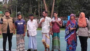 আড়াইহাজারে সেনা সহায়তায় মাদকবিরোধী অভিযান, আটক ৫