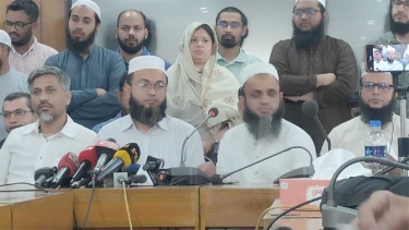 চাপের মুখে উপাচার্য অপসারণ মেনে নেয়া হবে না: কুয়েট শিক্ষক সমিতি