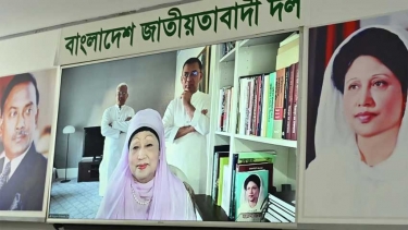 দলীয় নেতাদের সঙ্গে খালেদা জিয়ার ঈদ শুভেচ্ছা বিনিময়