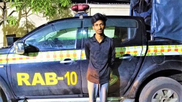 খুলনায় ইজিবাইক চালক হত্যা মামলার আসামি গ্রেফতার