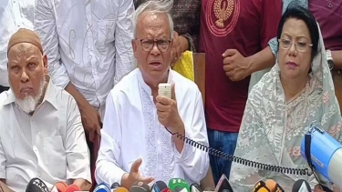 আ. লীগ কিভাবে রাজনীতি করবে তা নির্ধারণের দায়িত্ব অন্তর্বর্তী সরকারের : রিজভী
