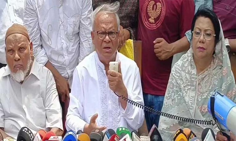 আ. লীগ কিভাবে রাজনীতি করবে তা নির্ধারণের দায়িত্ব অন্তর্বর্তী সরকারের : রিজভী