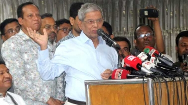 নির্বাচন, সংস্কার নিয়ে আলোচনার মাধ্যমে সমাধান করতে হবে: মির্জা ফখরুল
