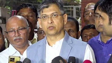 গণহত্যার দায়ে আ. লীগকে বিচারের আওতায় আনা হোক : সালাউদ্দিন আহমেদ