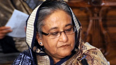শেখ হাসিনাসহ ১৮ জনের বিরুদ্ধে গ্রেফতারি পরোয়ানা