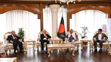 প্রধান উপদেষ্টার সঙ্গে বৈঠক করলেন কোরিয়ার বিনিয়োগ প্রতিনিধিদল